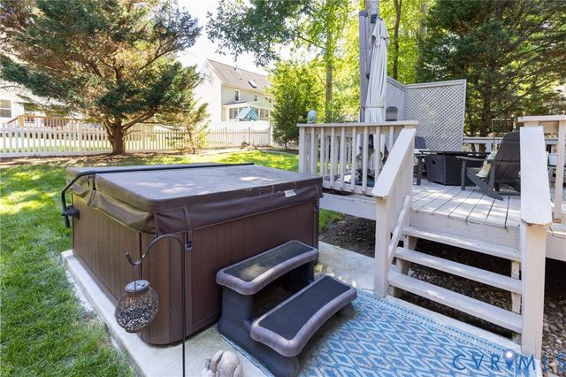 13005 Walton Bluff Ct, Midlothian, VA 23114