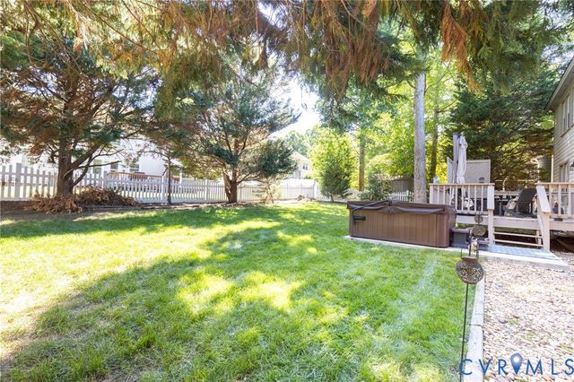 13005 Walton Bluff Ct, Midlothian, VA 23114