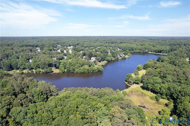13005 Walton Bluff Ct, Midlothian, VA 23114