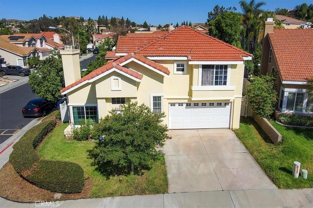 Image 2 of property listing at 2201 Cabana Court, Corona, CA 92879