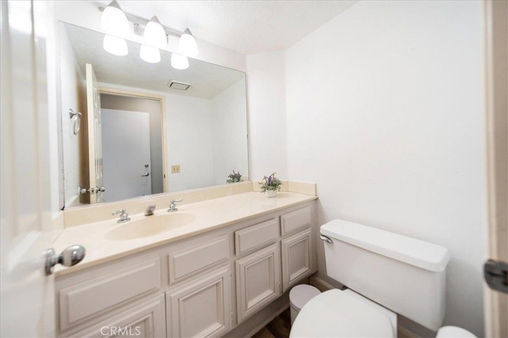 Image 20 of property listing at 2201 Cabana Court, Corona, CA 92879