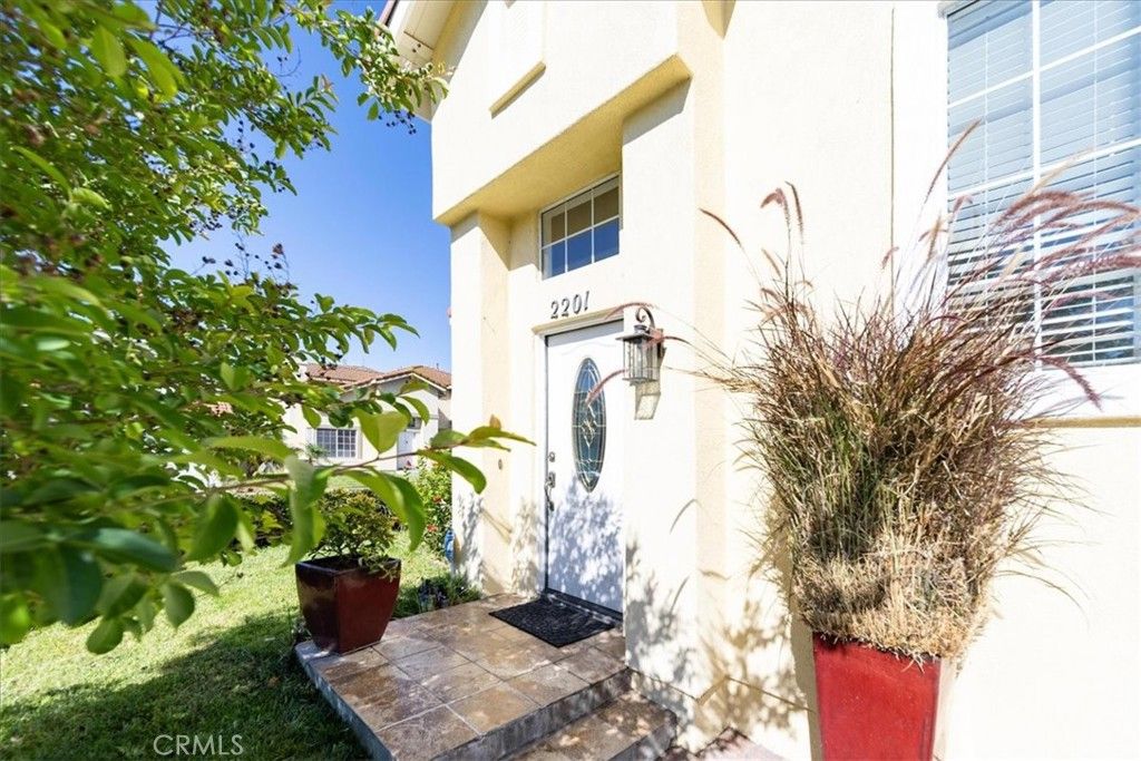 Image 8 of property listing at 2201 Cabana Court, Corona, CA 92879