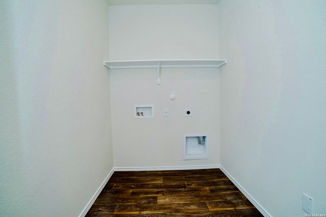 1548 Agave Cellar, New Braunfels, TX 78130