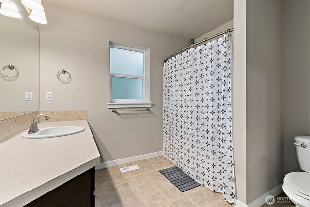 110 204th Place SW, Lynnwood, WA 98036