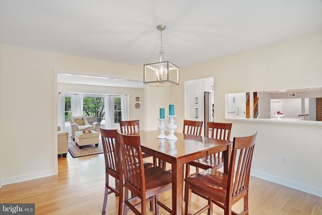7628 GRALNICK PL, Springfield, VA 22153