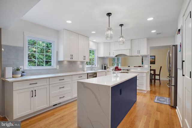 7628 GRALNICK PL, Springfield, VA 22153
