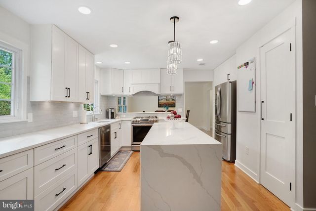 7628 GRALNICK PL, Springfield, VA 22153