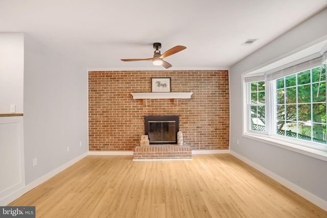 7628 GRALNICK PL, Springfield, VA 22153
