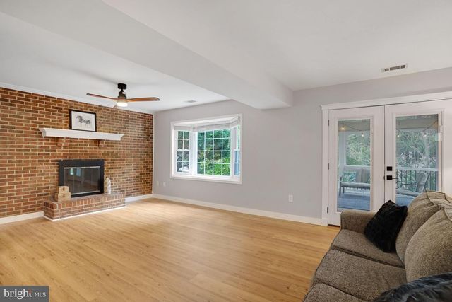 7628 GRALNICK PL, Springfield, VA 22153