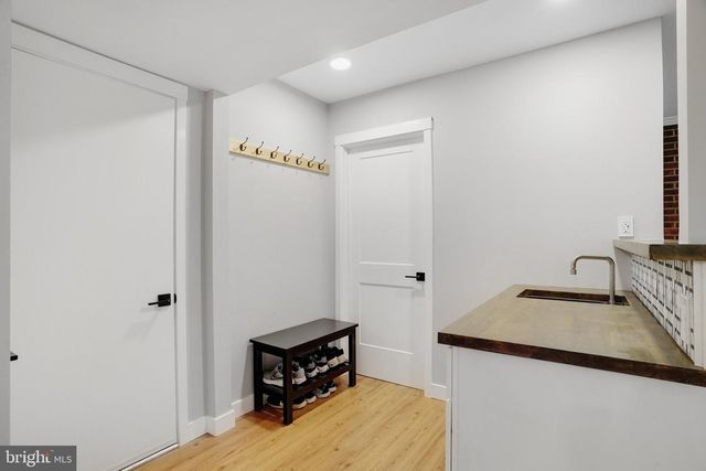 7628 GRALNICK PL, Springfield, VA 22153