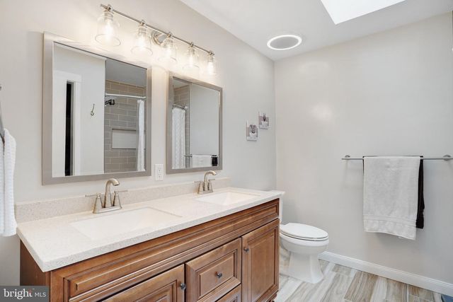7628 GRALNICK PL, Springfield, VA 22153