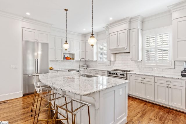 1 Fairview Avenue, Greenville, SC 29601
