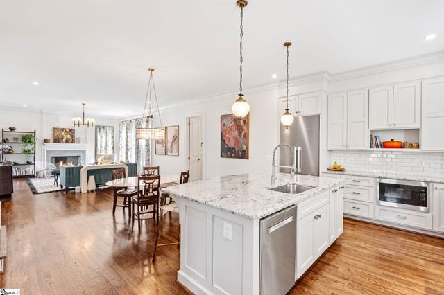 1 Fairview Avenue, Greenville, SC 29601