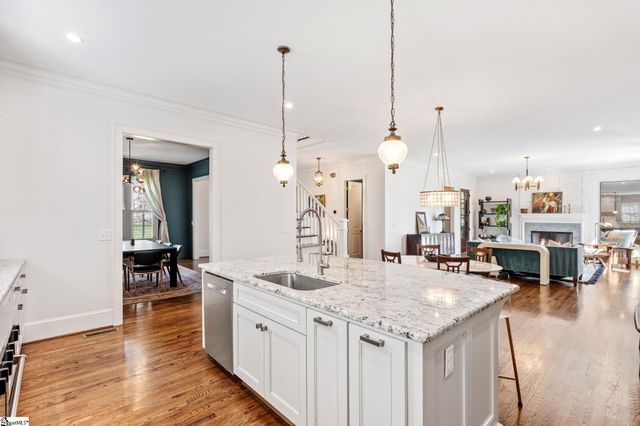 1 Fairview Avenue, Greenville, SC 29601
