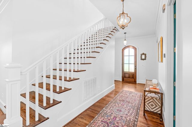 1 Fairview Avenue, Greenville, SC 29601