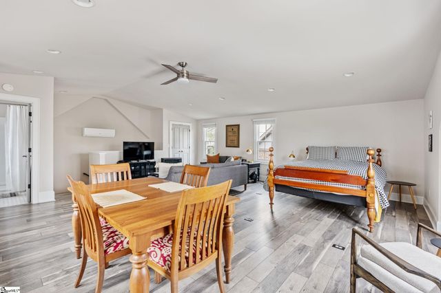 1 Fairview Avenue, Greenville, SC 29601