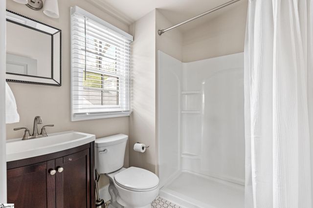 1 Fairview Avenue, Greenville, SC 29601