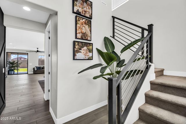 987 W MACAW Drive, Queen Creek, AZ 85140