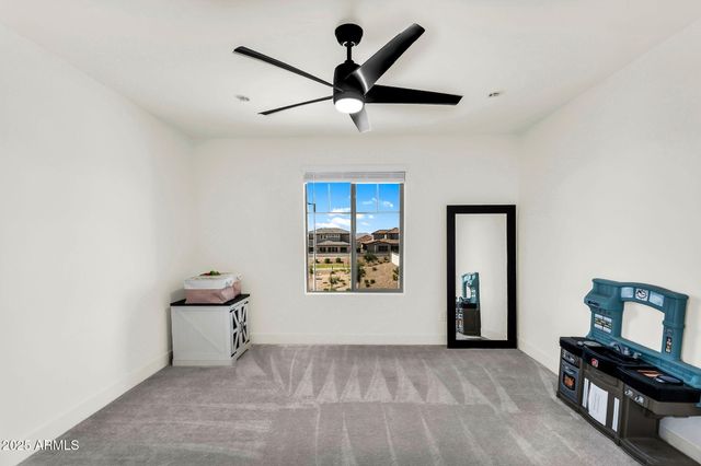 987 W MACAW Drive, Queen Creek, AZ 85140