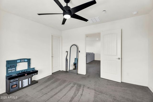 987 W MACAW Drive, Queen Creek, AZ 85140