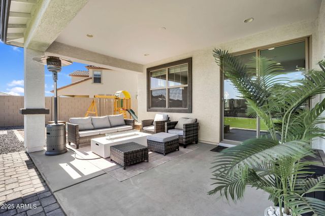 987 W MACAW Drive, Queen Creek, AZ 85140