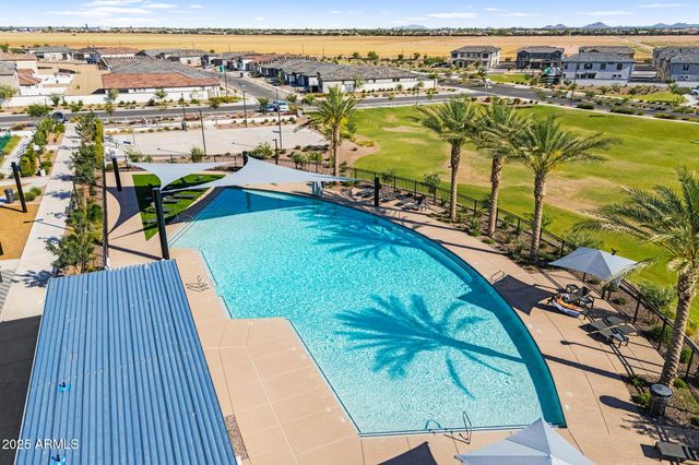 987 W MACAW Drive, Queen Creek, AZ 85140