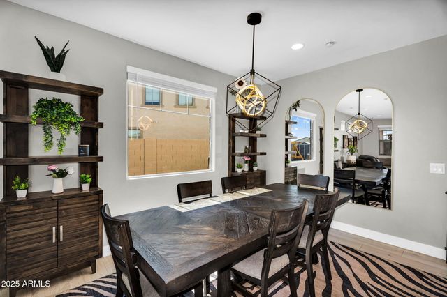 987 W MACAW Drive, Queen Creek, AZ 85140