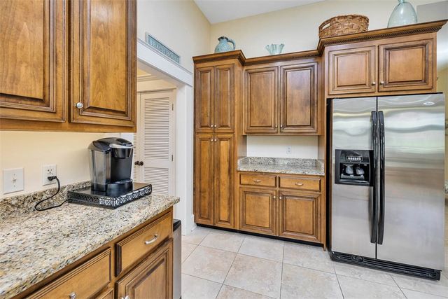 800 Ocean Blvd 108, St Simons Island, GA 31522