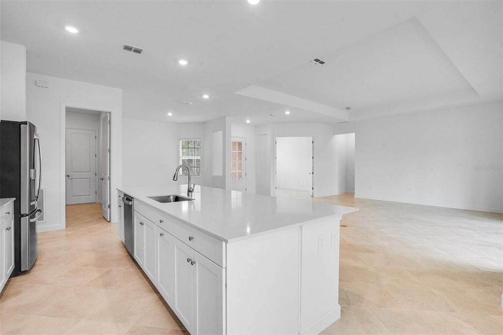 Image 13 of property listing at 8186 DRESSEL STREET, Port Charlotte, FL 33981