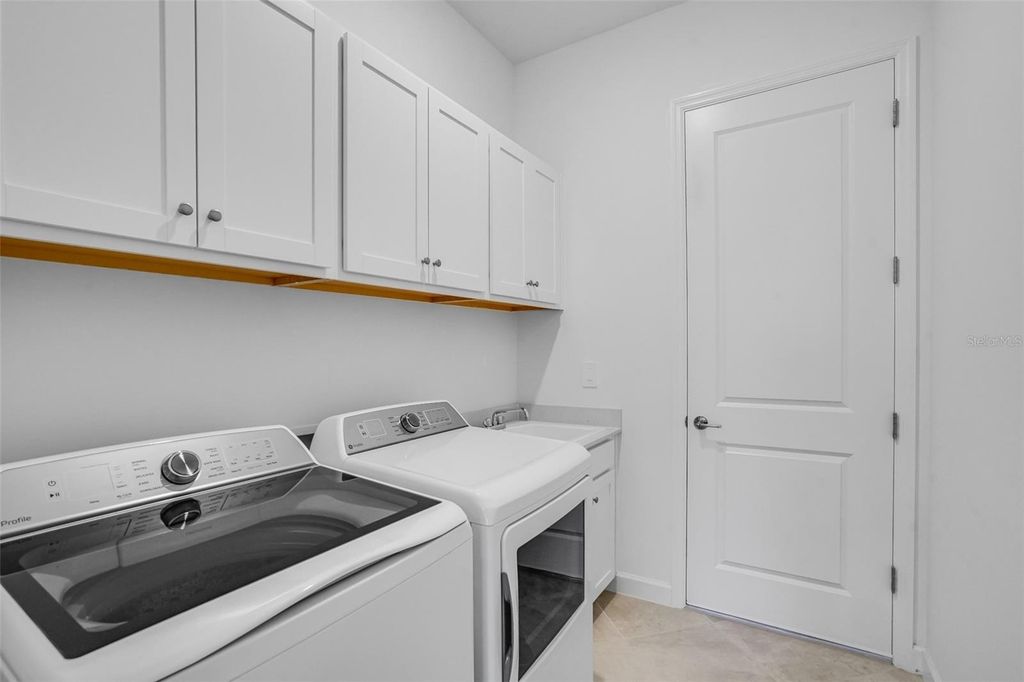 Image 24 of property listing at 8186 DRESSEL STREET, Port Charlotte, FL 33981