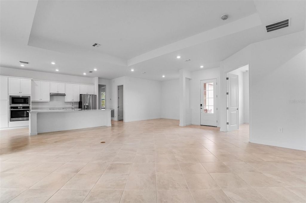 Image 8 of property listing at 8186 DRESSEL STREET, Port Charlotte, FL 33981