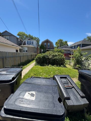 630 E 90th Place, Chicago, IL 60619
