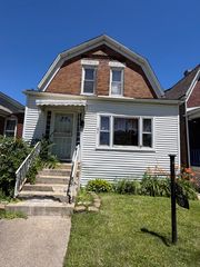 630 E 90th Place, Chicago, IL 60619