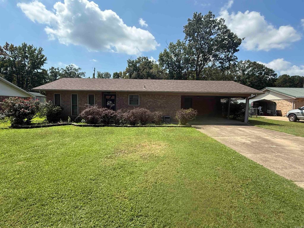 110 Chickasaw, Jacksonville, AR 72076
