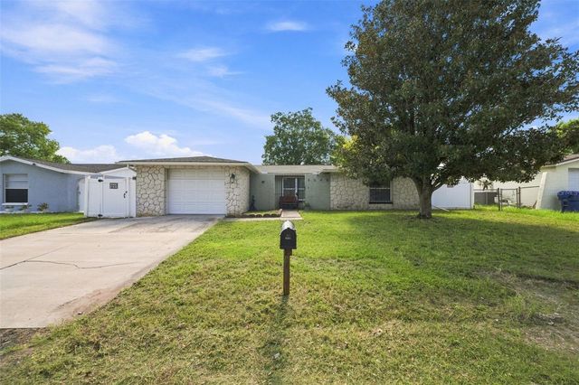 9040 CRABTREE LANE, Port Richey, FL 34668