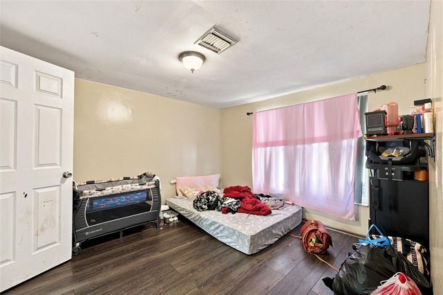 9040 CRABTREE LANE, Port Richey, FL 34668