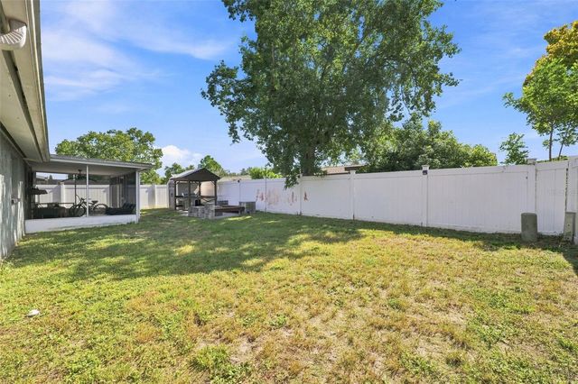 9040 CRABTREE LANE, Port Richey, FL 34668