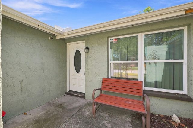 9040 CRABTREE LANE, Port Richey, FL 34668