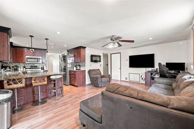 9040 CRABTREE LANE, Port Richey, FL 34668