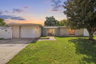 9040 CRABTREE LANE, Port Richey, FL 34668