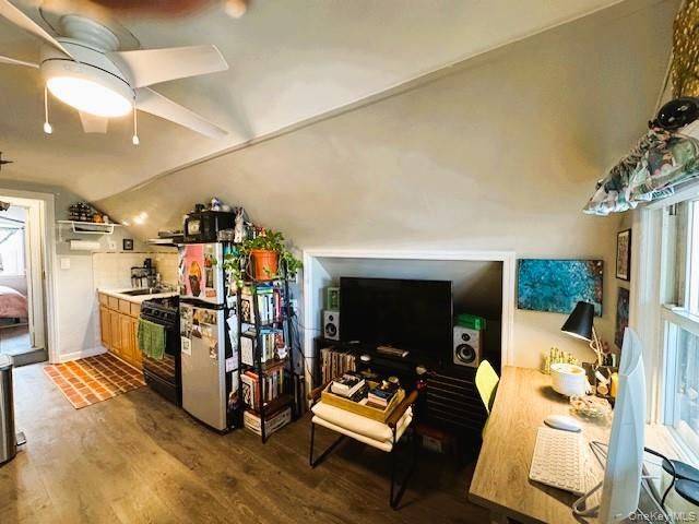 244 Hudson Street E Upper, Long Beach, NY 11561