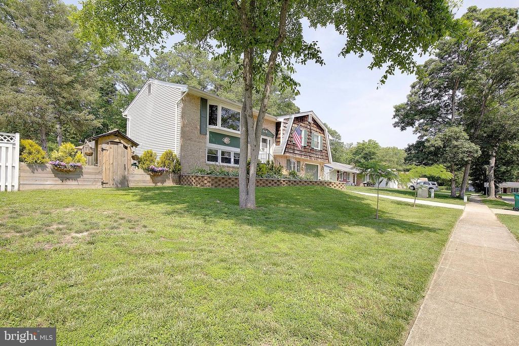 2902 SANDWICH DRIVE, Waldorf, MD 20601