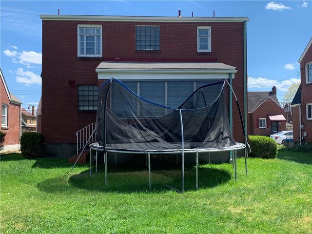 106 Miller Ave, Duquesne, PA 15110