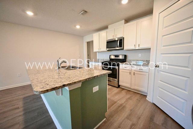 4664 Honor Guard Way, Crestview, FL 32539