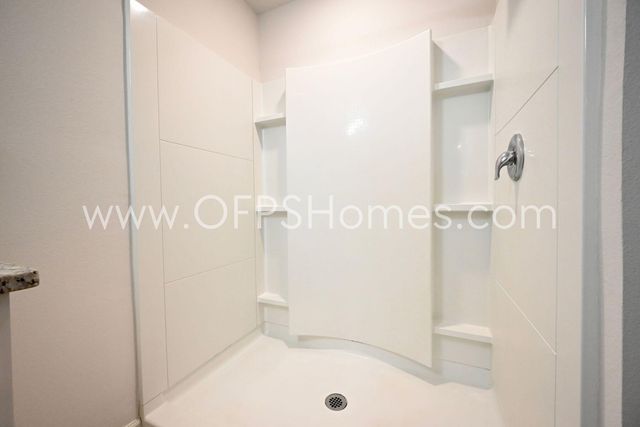 4664 Honor Guard Way, Crestview, FL 32539