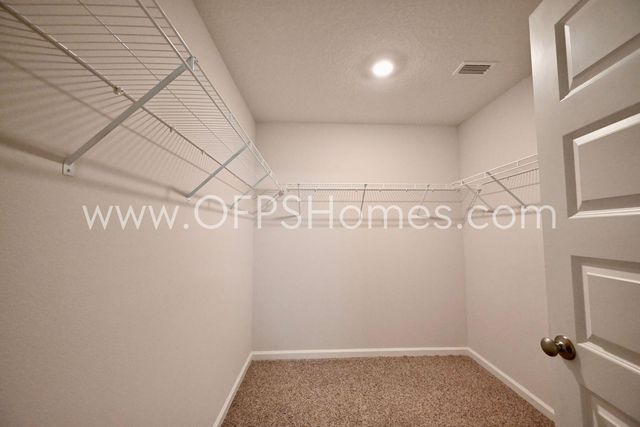 4664 Honor Guard Way, Crestview, FL 32539