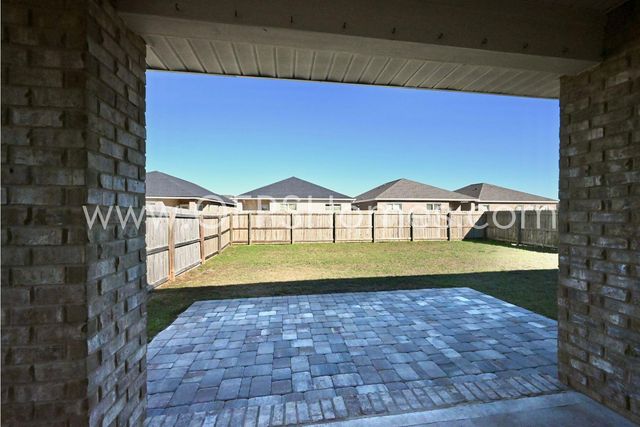 4664 Honor Guard Way, Crestview, FL 32539