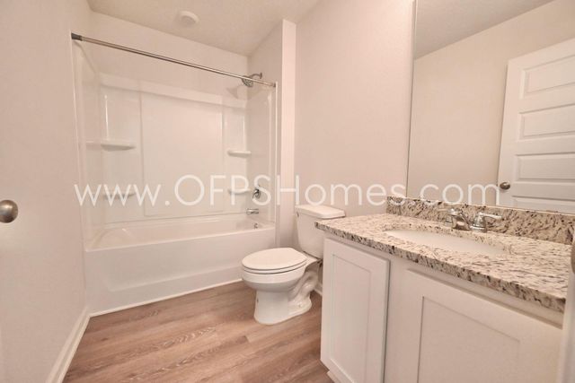 4664 Honor Guard Way, Crestview, FL 32539