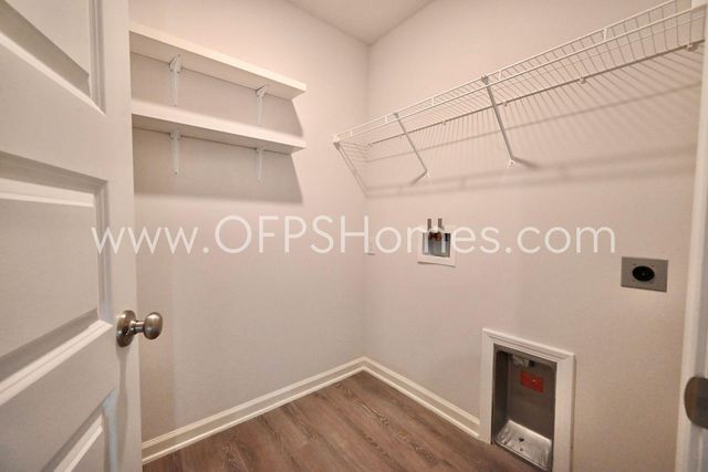 4664 Honor Guard Way, Crestview, FL 32539