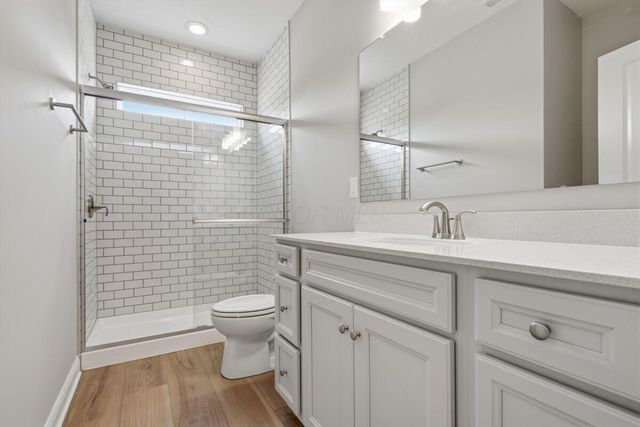 6958 Corsican Loop N, Hilliard, OH 43026